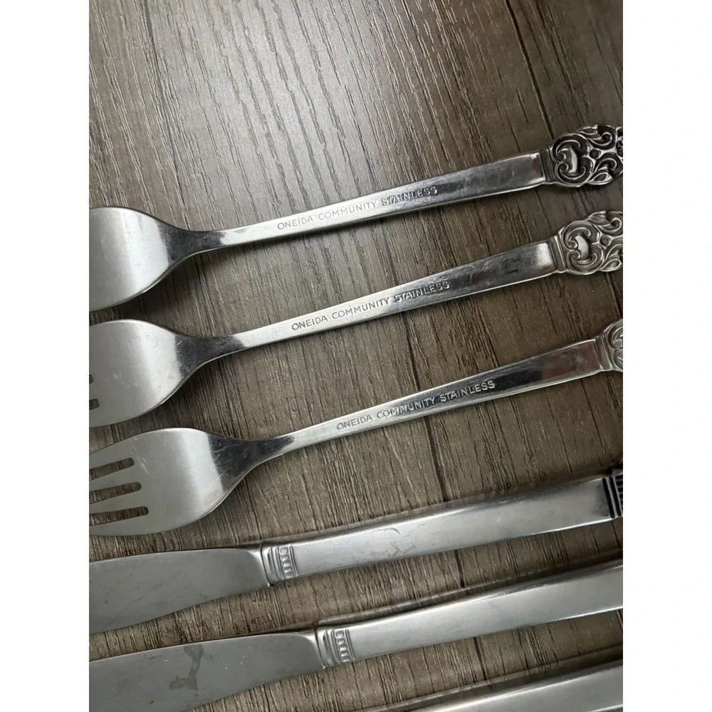 Oneida VINLAND Community Stainless flatware 18pcs Silverware Forks Spoon Knives